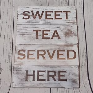 Wood Sweet Tea Sign